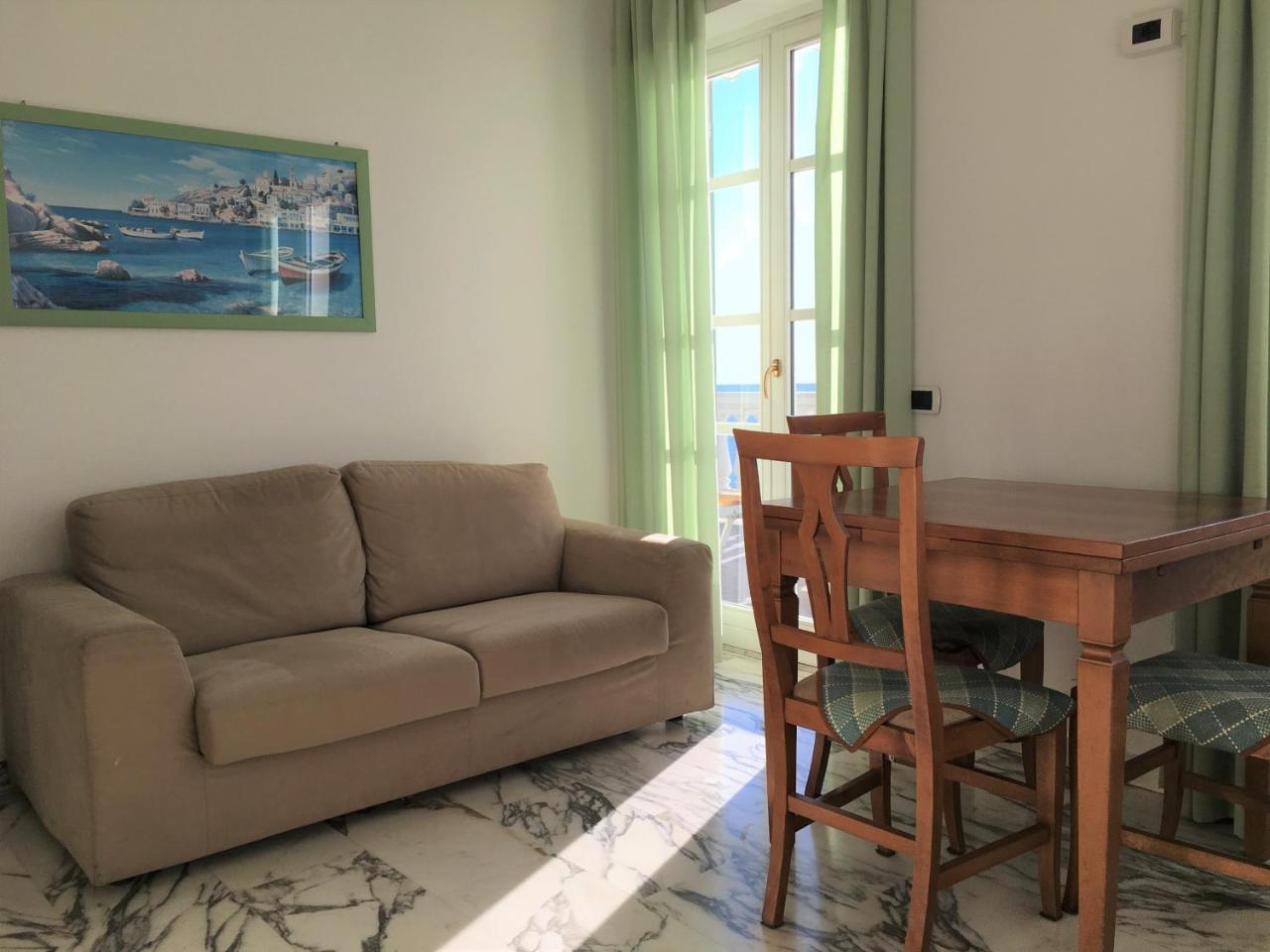 La Villetta Appartamenti Per Vacanze Finale Ligure Eksteriør billede